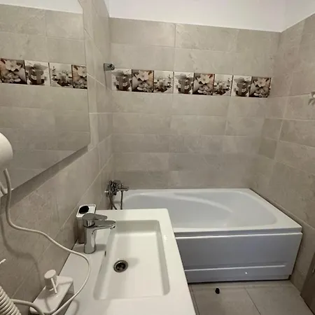 97 Rent House * Bucharest